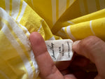 Charger l'image dans la galerie, American Vintage - Robe à rayures jaunes en coton
