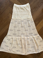 Charger l&#39;image dans la galerie, Jupe D.Exterior à crochet blanche
