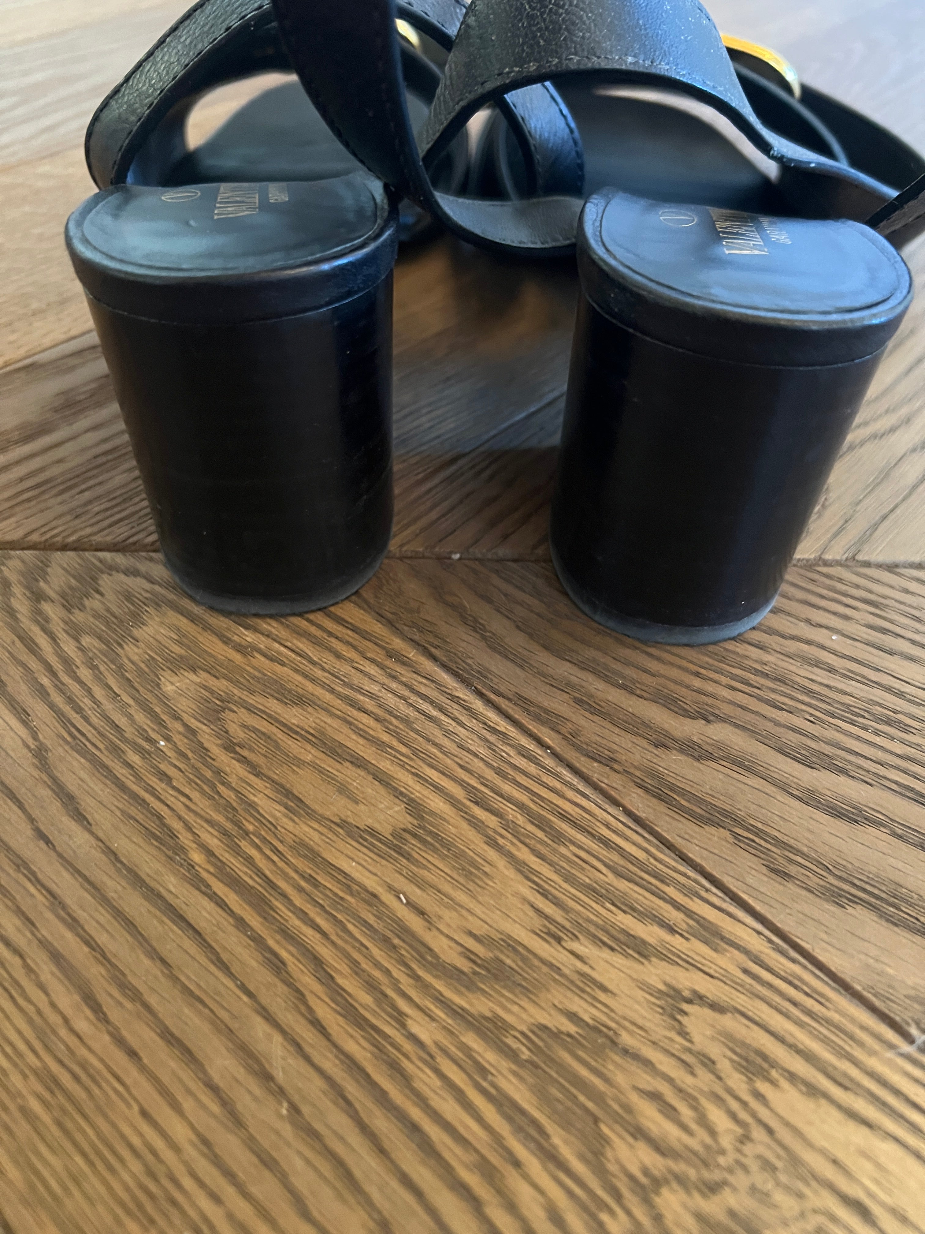 Sandales à talons Valentino Garavani Vlogo