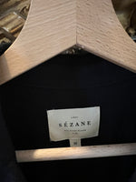 Charger l'image dans la galerie, Sézane - Robe noire longue à boutons

