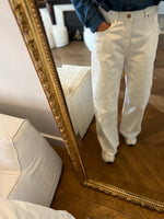 Charger l'image dans la galerie, Zara - Jean blanc évasé
