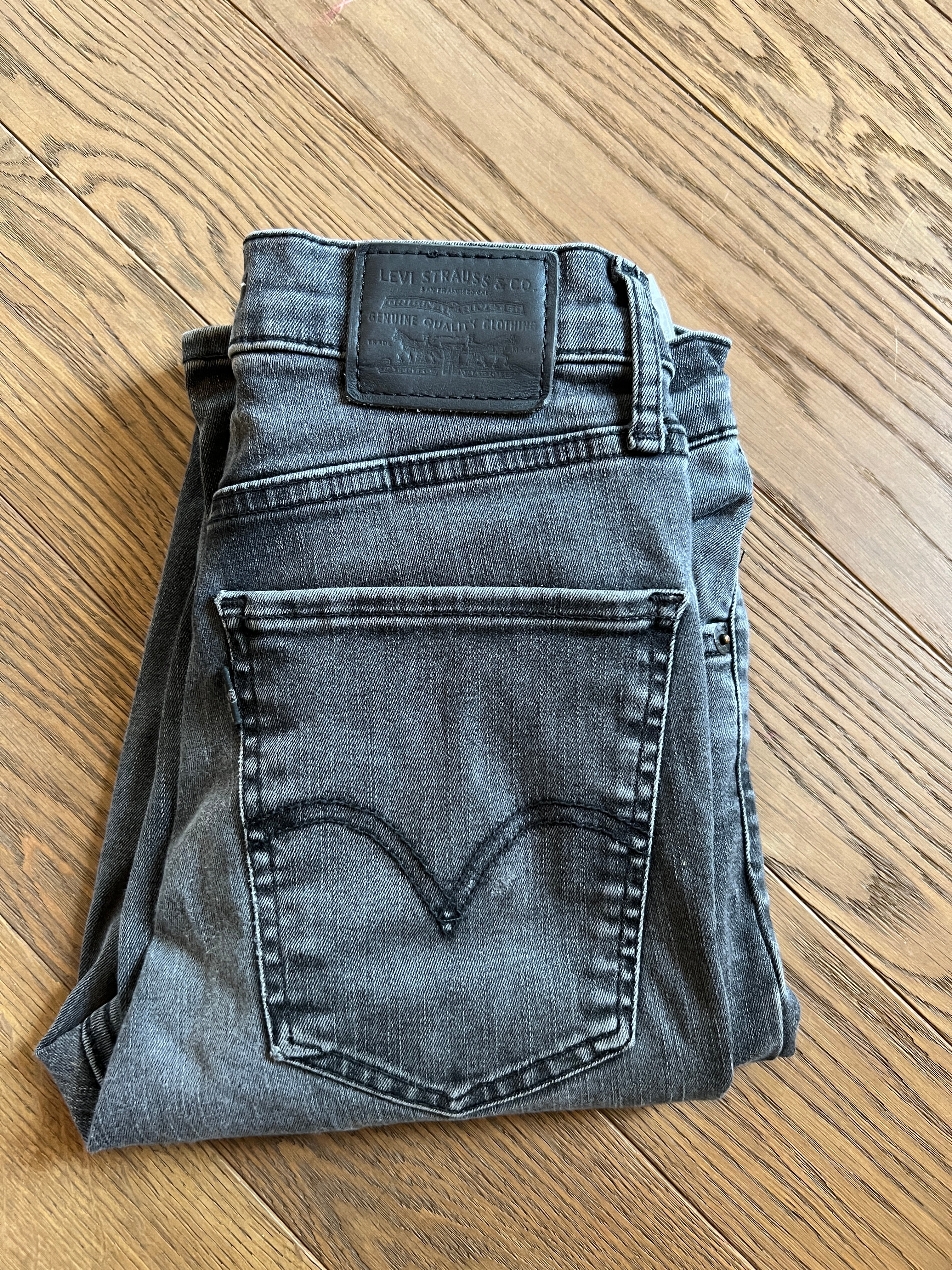 Levis - Jean slim noir Mile High super skinny