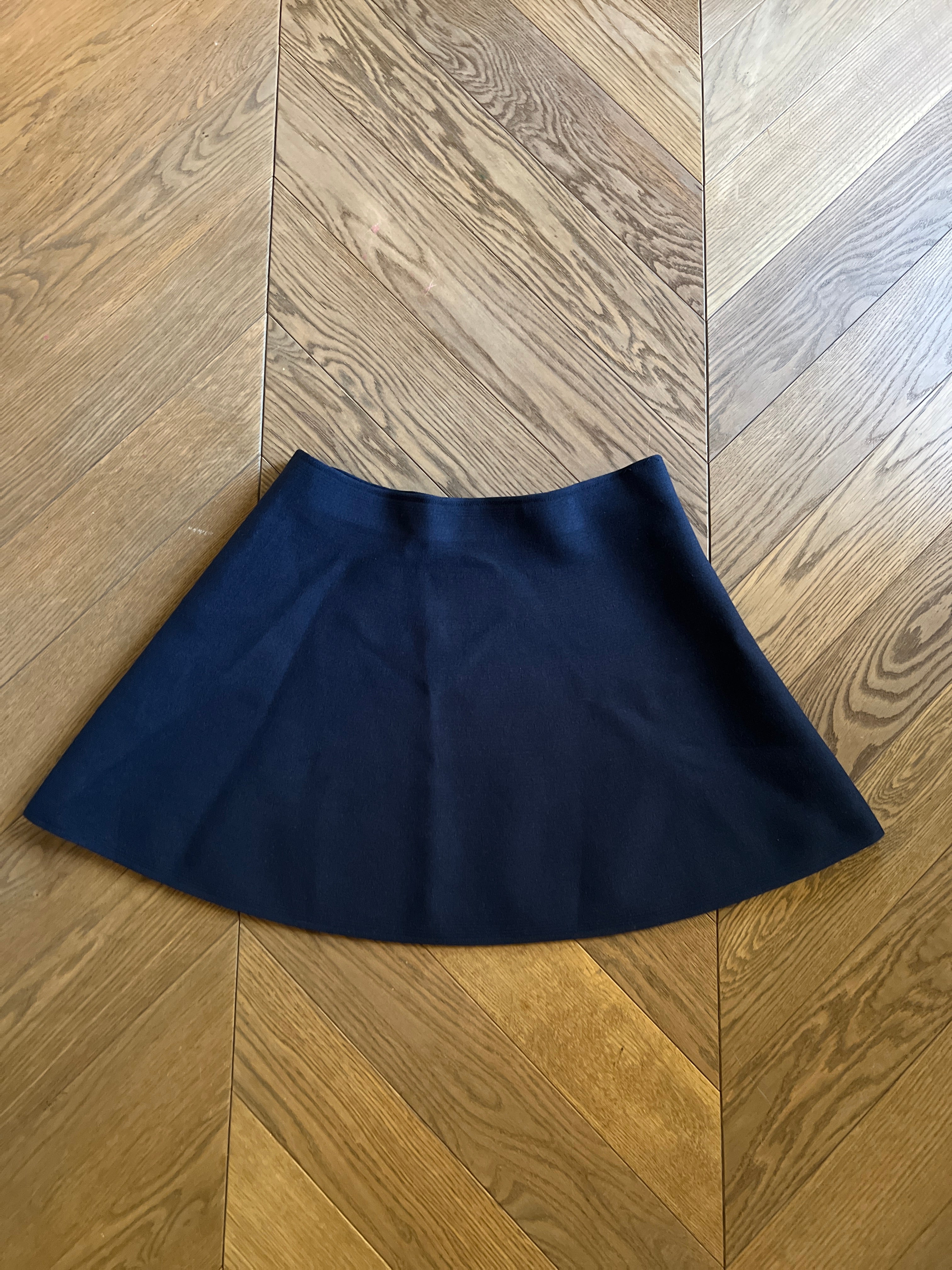 Zara - Jupe patineuse bleu marine