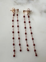 Charger l'image dans la galerie, GigiClozeau - Boucles d'oreilles Dansantes Classique Gigi rouge bordeaux , or rose
