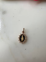 Charger l'image dans la galerie, GigiClozeau - Pendentif noir Petite Madone Suprême, or rose, diamants
