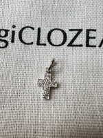 Charger l'image dans la galerie, GigiClozeau - Pendentif Croix diamants, or blanc
