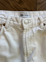 Charger l'image dans la galerie, Zara - Jean blanc évasé 38
