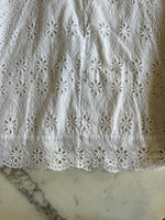 Charger l'image dans la galerie, Zara  - Jupe en dentelle blanche mi-longue
