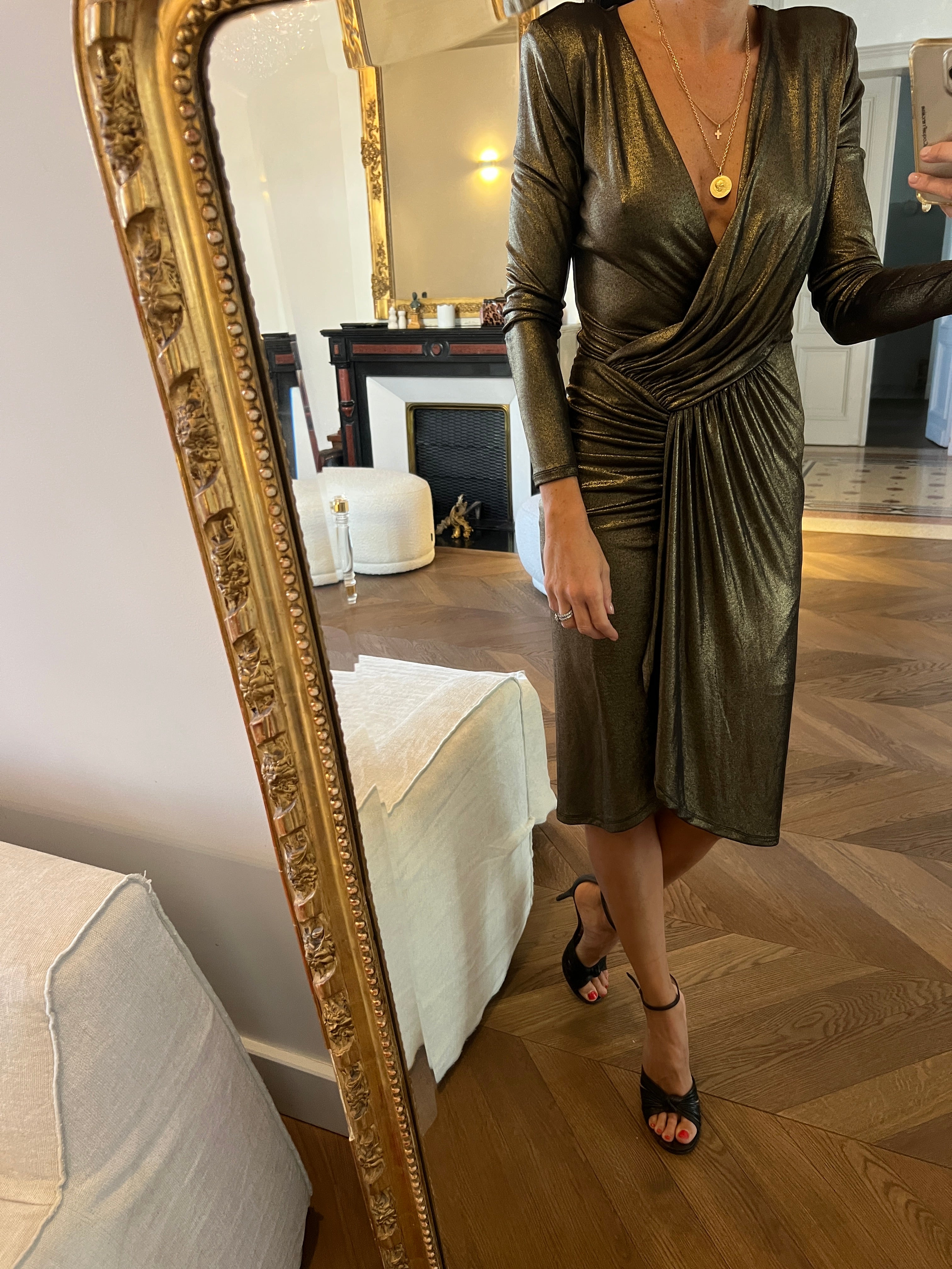 Guess - Robe dorée épaulettes