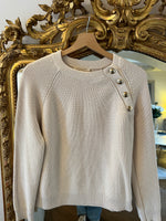 Charger l'image dans la galerie, Sezane  - Pull beige boutons dorés
