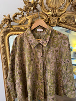 Charger l'image dans la galerie, Topolina - Chemise large kaki à fleurs
