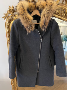 Manteau Sandro gris capuche fourrure