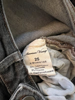 Charger l'image dans la galerie, American Vintage - Jean slim gris

