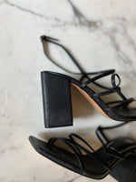 Charger l'image dans la galerie, Ariane Brodier Sandales Zara noires à talons
