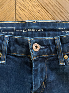 Jean Levis brut demi curve