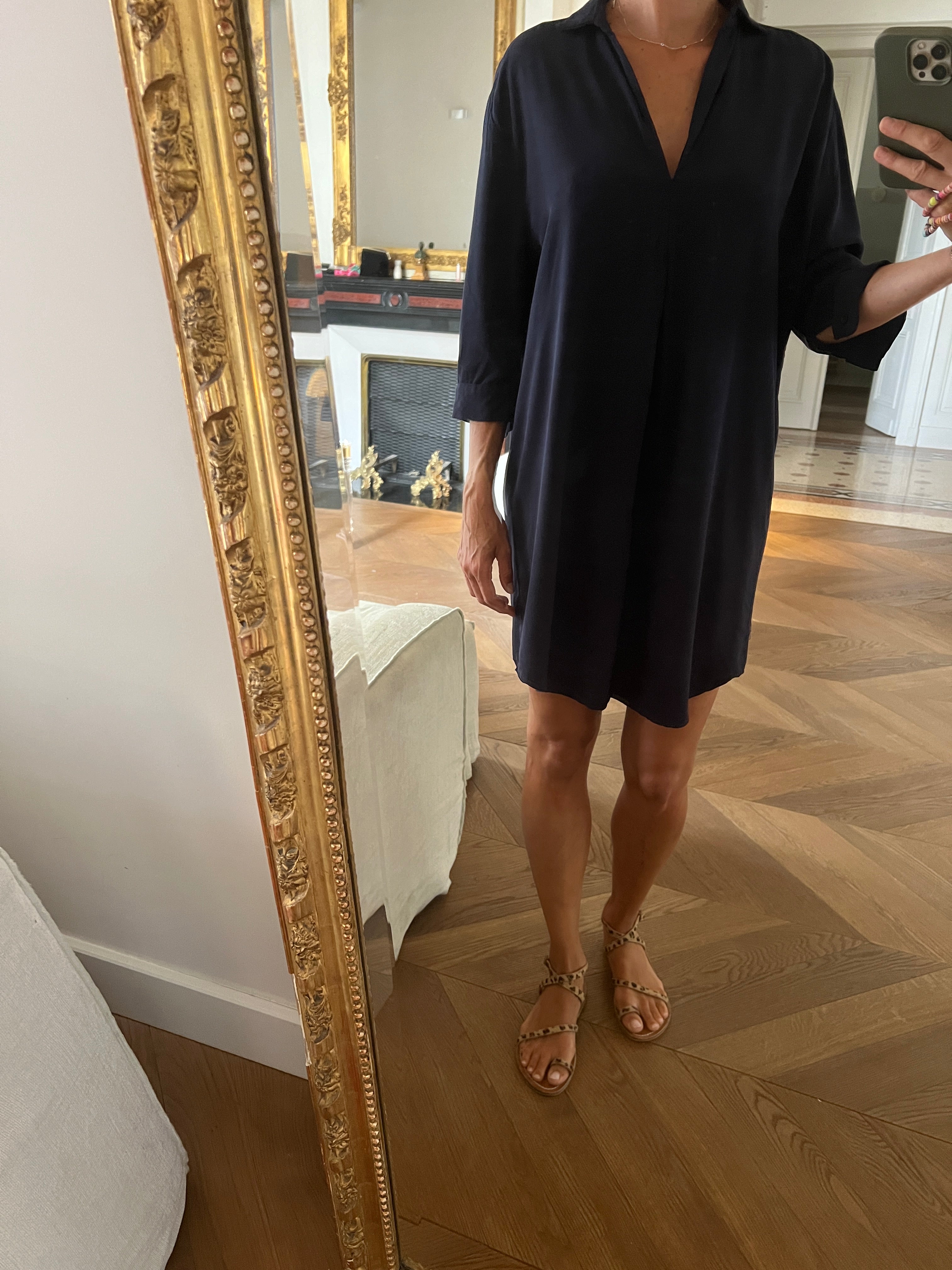 Robe Atelier Jad col chemise bleu marine