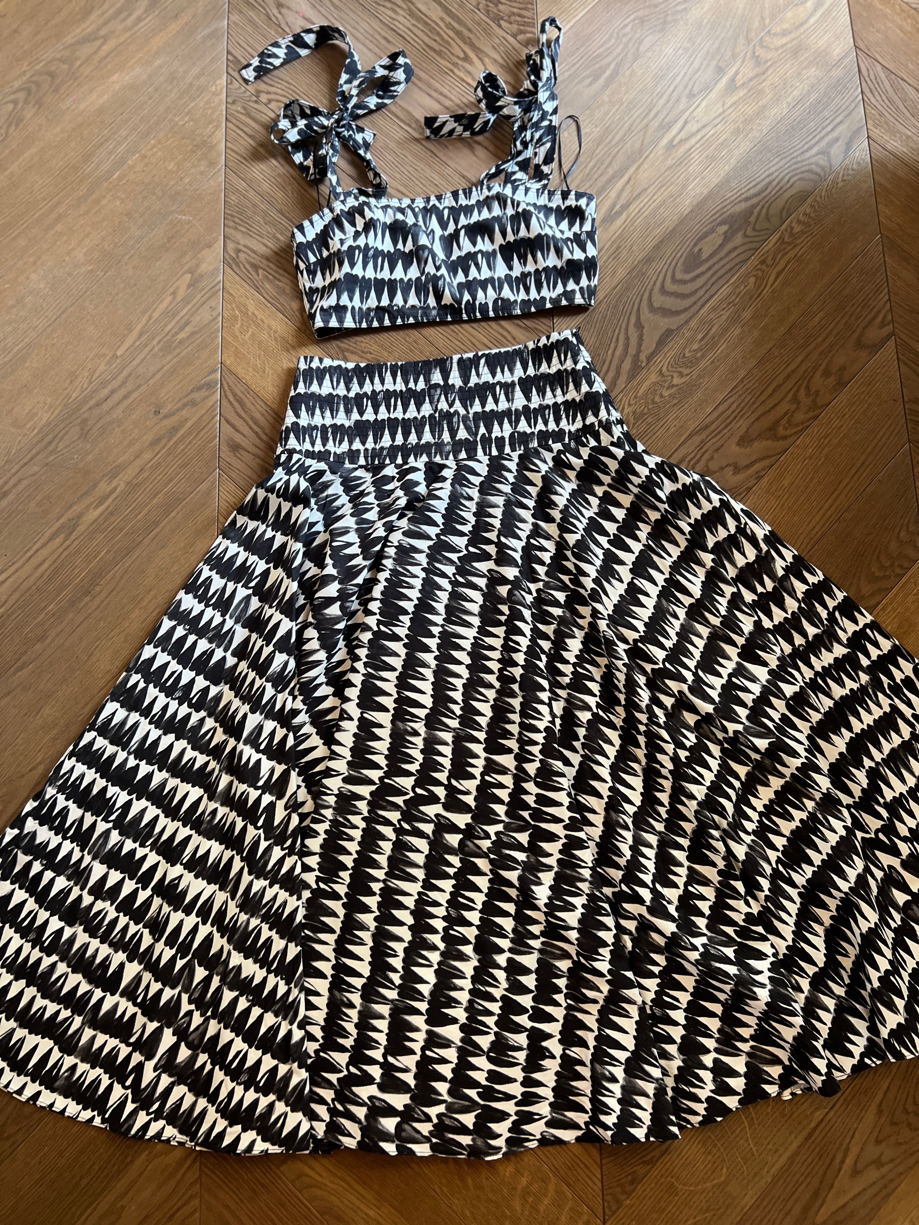 Ariane Brodier Ensemble Zara crop top et jupe longue