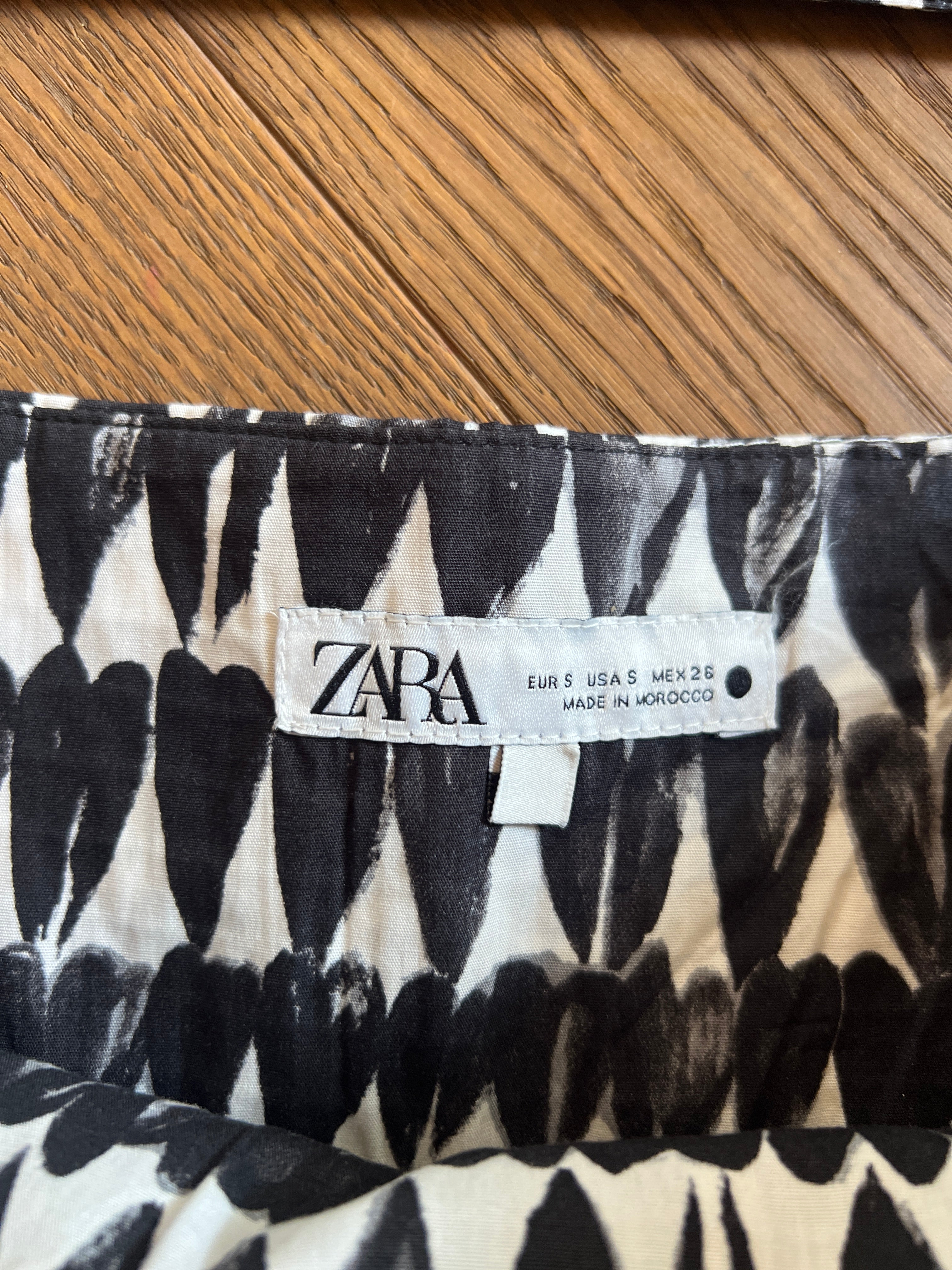 Ariane Brodier Ensemble Zara crop top et jupe longue