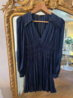 Charger l&#39;image dans la galerie, Maje - Robe bleu nuit plissée
