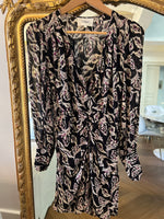 Charger l&#39;image dans la galerie, Ba&amp;sh - Robe noire à motifs beige et mauve
