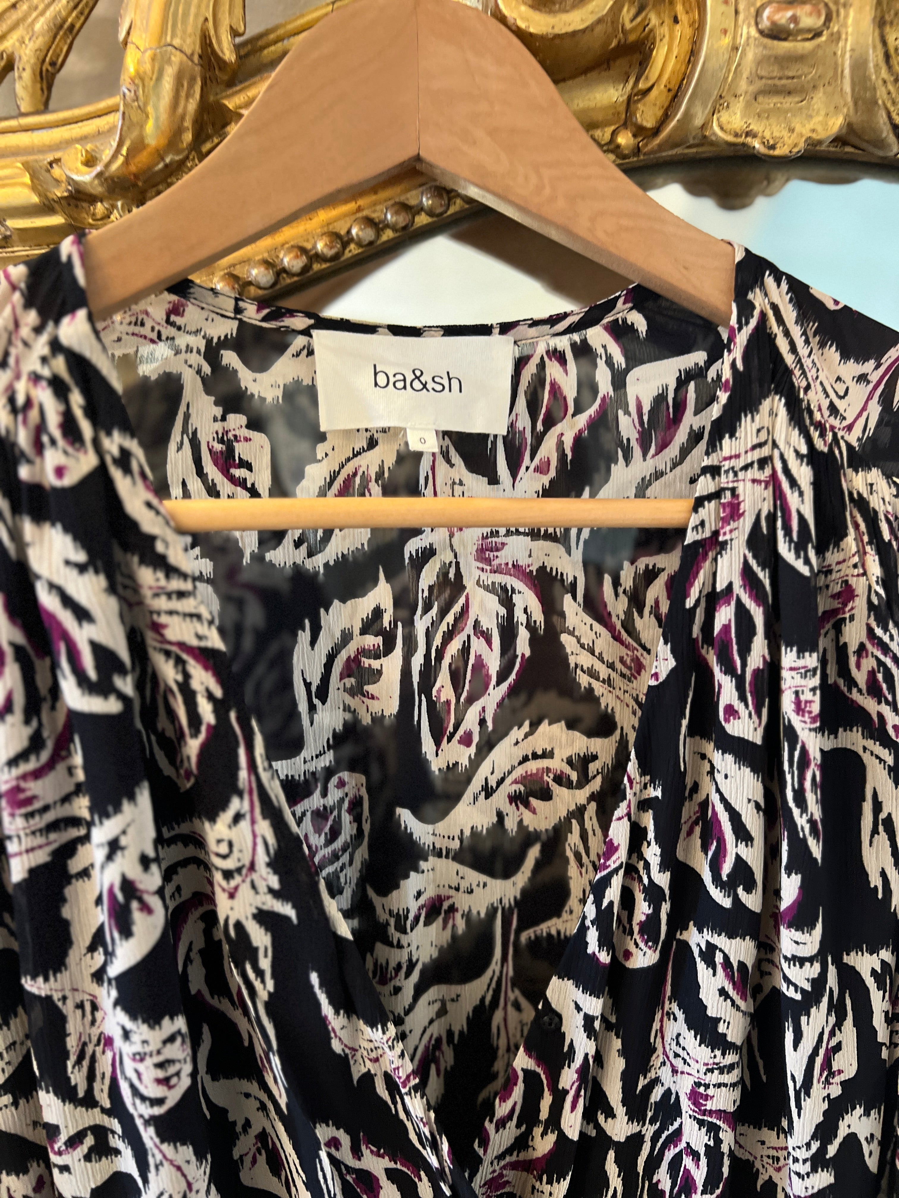 Ba&sh - Robe noire à motifs beige et mauve