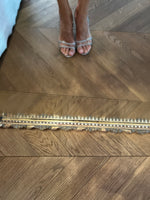 Charger l&#39;image dans la galerie, Sandales à talons Charles Jourdan grises
