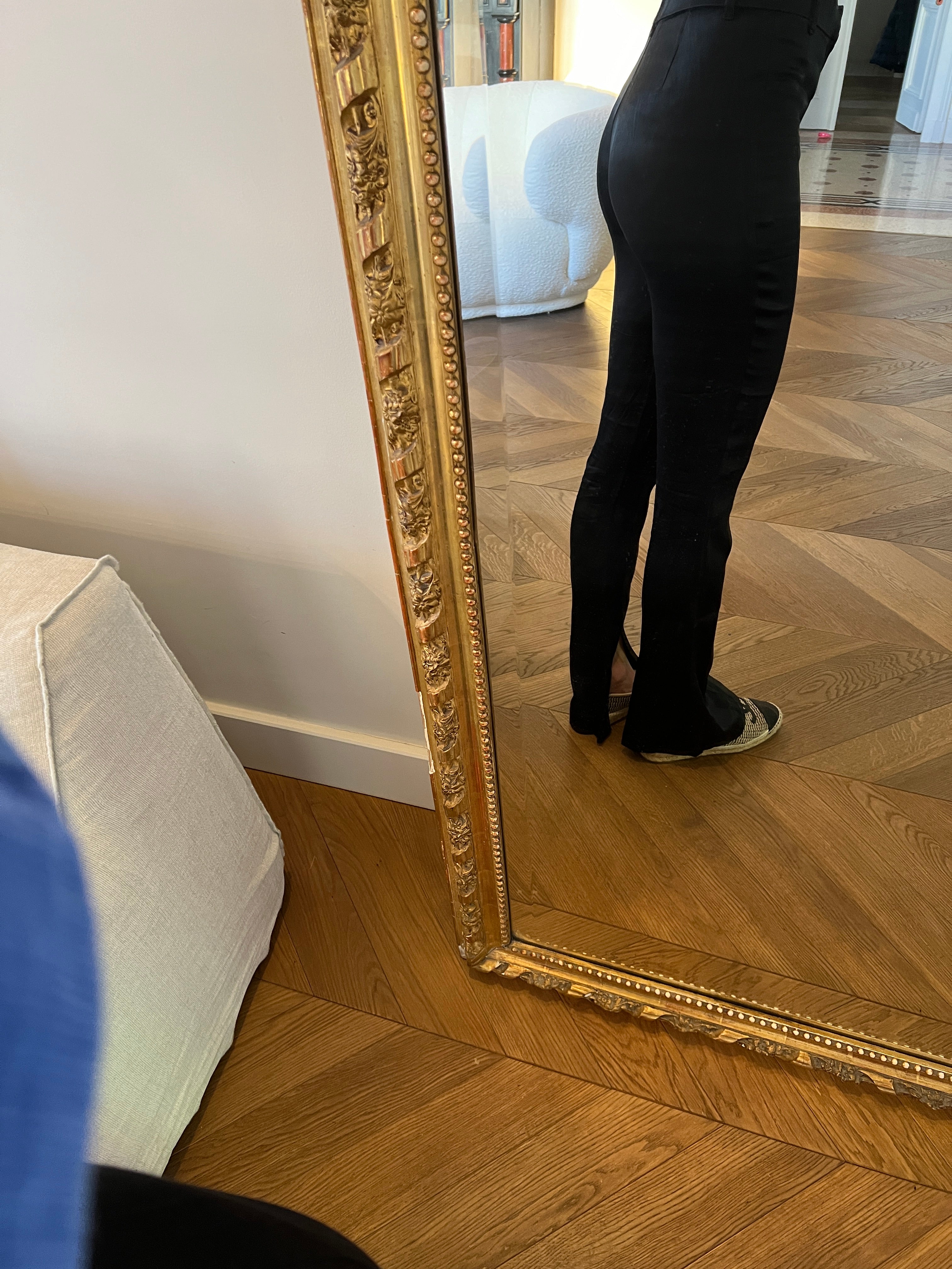 Aurianne Sinacola Pantalon noir satiné Zara