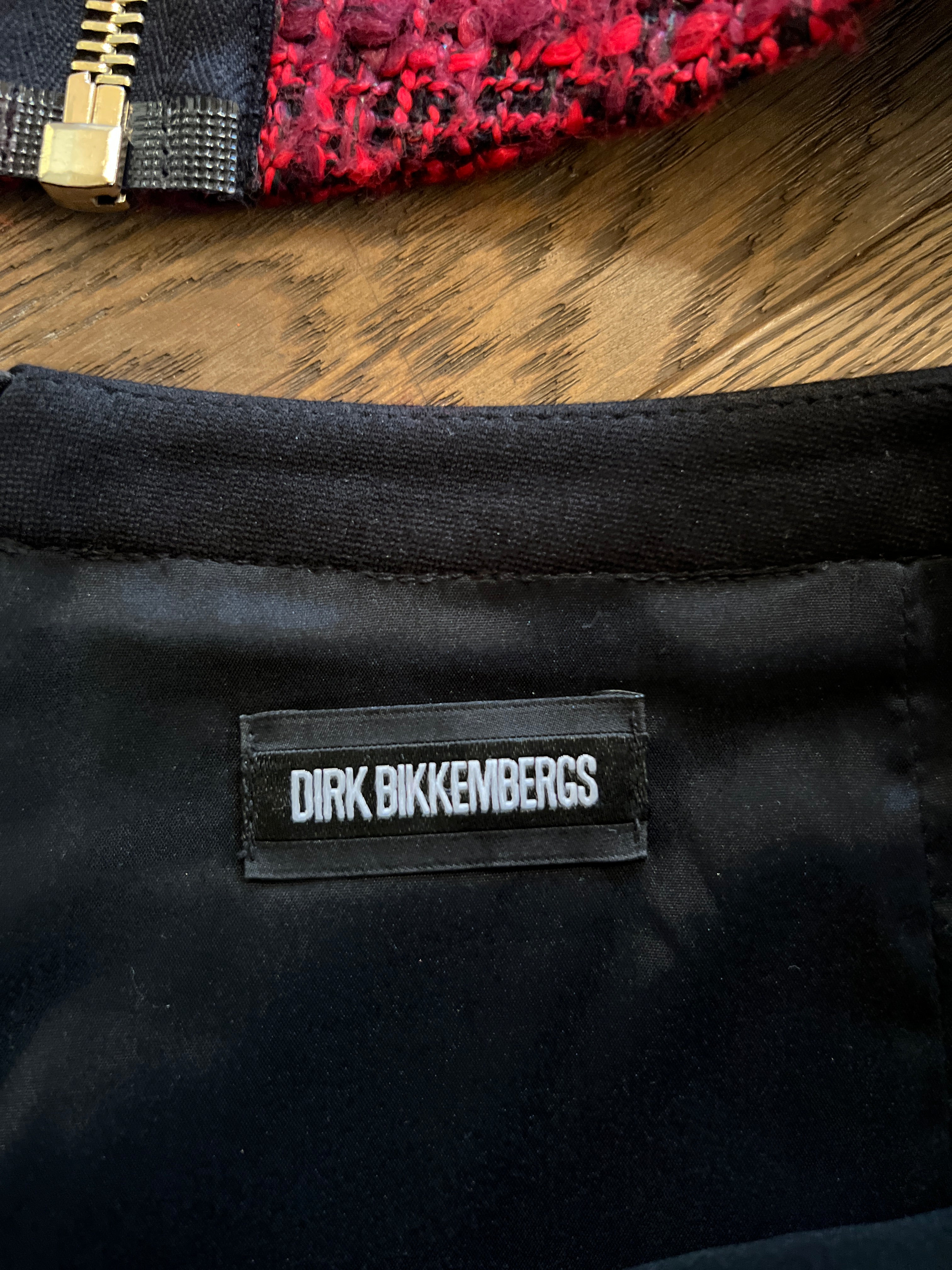 Ensemble tailleur jupe Dirk Bikkembergs rouge