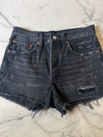 Charger l&#39;image dans la galerie, Short en Jean Levis noir 501
