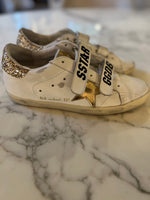 Charger l&#39;image dans la galerie, Golden Goose - Baskets à scratch pailleté doré
