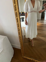 Charger l&#39;image dans la galerie, Robe Claudie Pierlot longue blanche en lin
