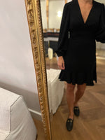 Charger l&#39;image dans la galerie, Tara Jarmon - Robe noire col V manches longues
