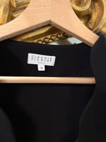 Charger l&#39;image dans la galerie, Claudie Pierlot - Robe noire col pétales
