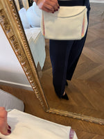 Charger l'image dans la galerie, Le Tanneur - Pochette en cuir blanche
