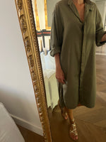 Charger l'image dans la galerie, Laurence Bras - Robe chemisier kaki
