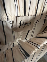 Charger l'image dans la galerie, Johanna Paris - Pantalon ecru à rayures
