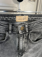 Charger l'image dans la galerie, Sessun - Jean slim gris
