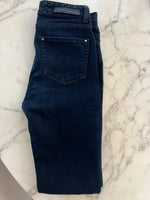 Charger l'image dans la galerie, Claudie Pierlot - Jean slim bleu marine ceinturé

