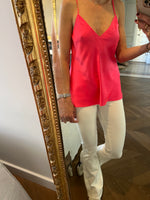 Charger l'image dans la galerie, Forte Forte - Débardeur en soie rose à fines bretelles
