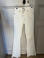 Charger l'image dans la galerie, Jeanne Vouland - Jean blanc évasé neuf avec étiquettes
