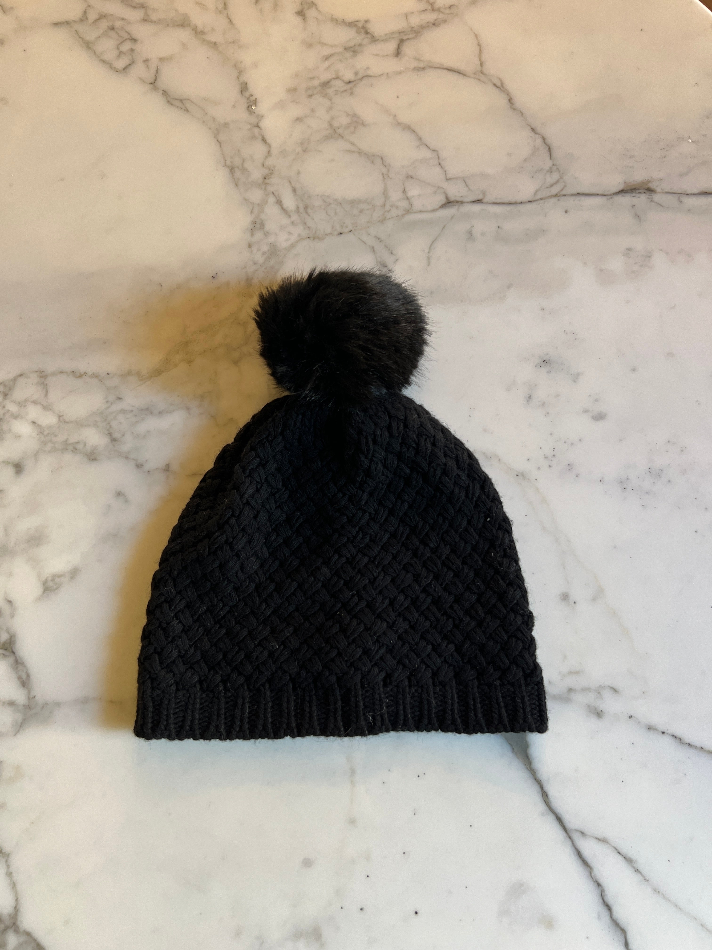 Sézane - Bonnet en laine noire