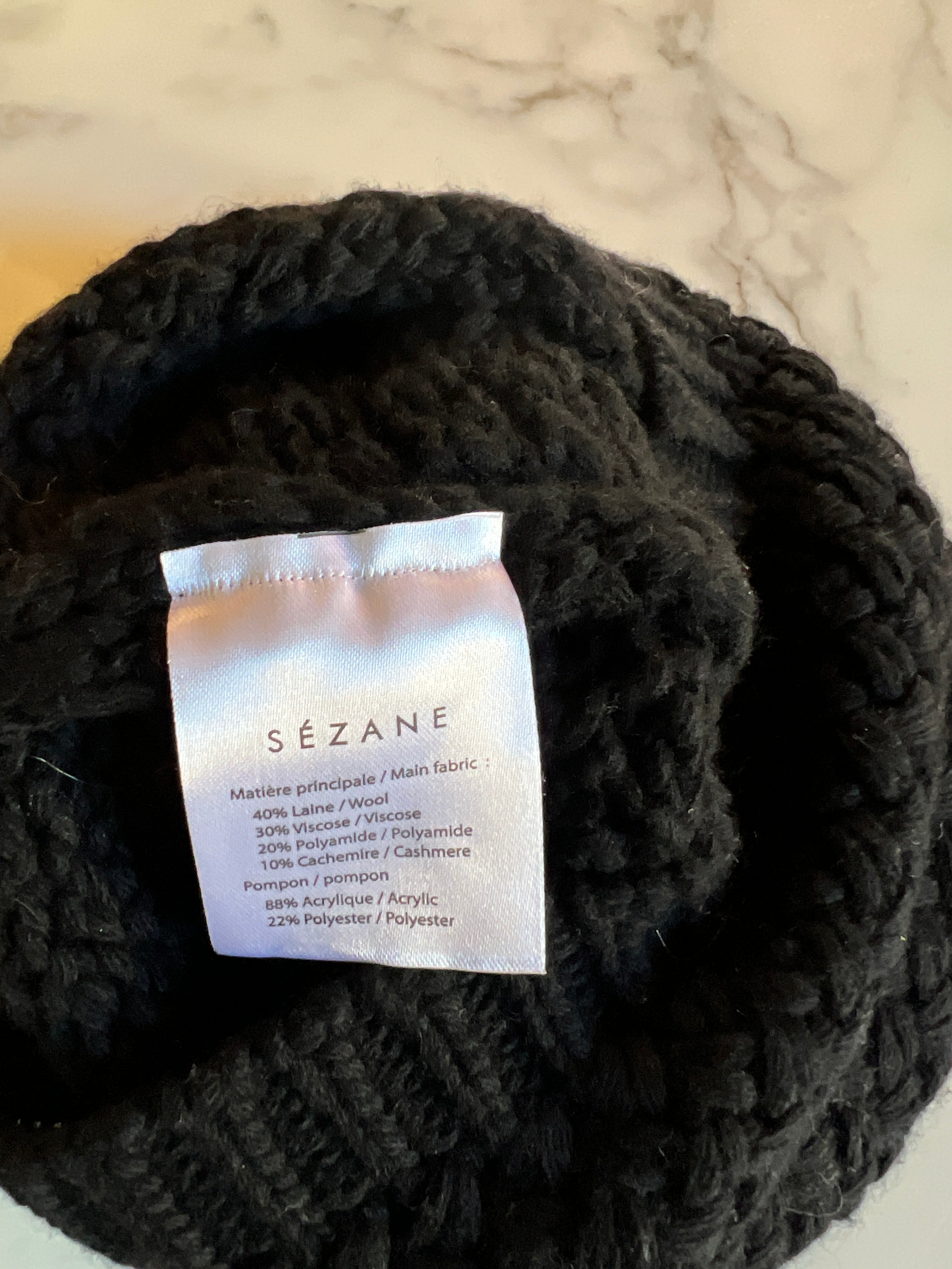 Sézane - Bonnet en laine noire