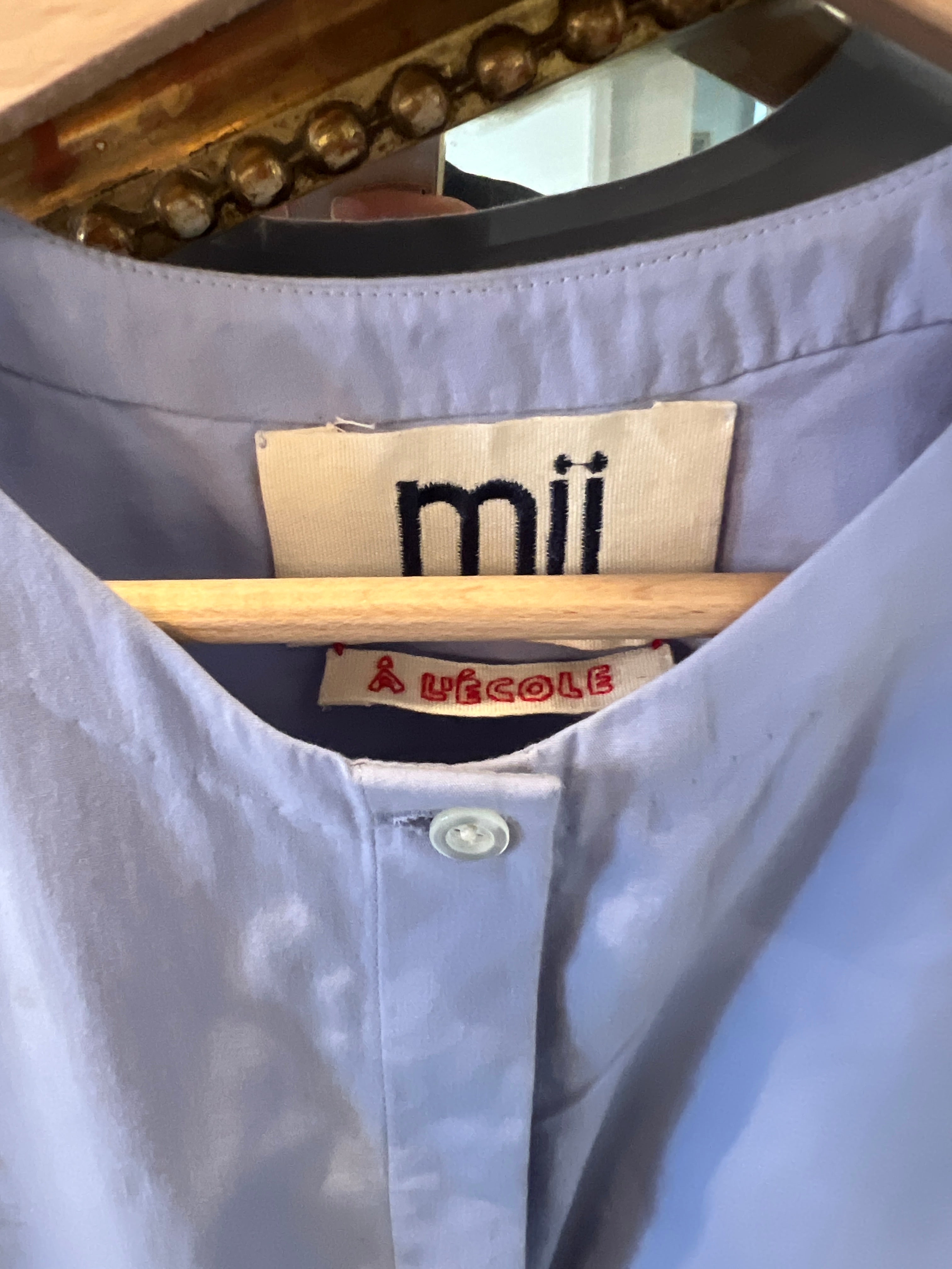 Mii Collection - Chemise bleu ciel col rond