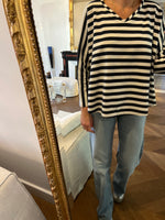 Charger l&#39;image dans la galerie, Topolina - Haut à rayures bleu marine et ecru
