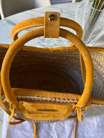 Charger l'image dans la galerie, Jacquemus - Panier soleil de plage jaune
