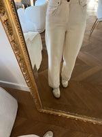 Charger l'image dans la galerie, American Vintage - Jean beige clair
