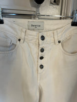 Charger l'image dans la galerie, Berenice - Jean blanc court évasé
