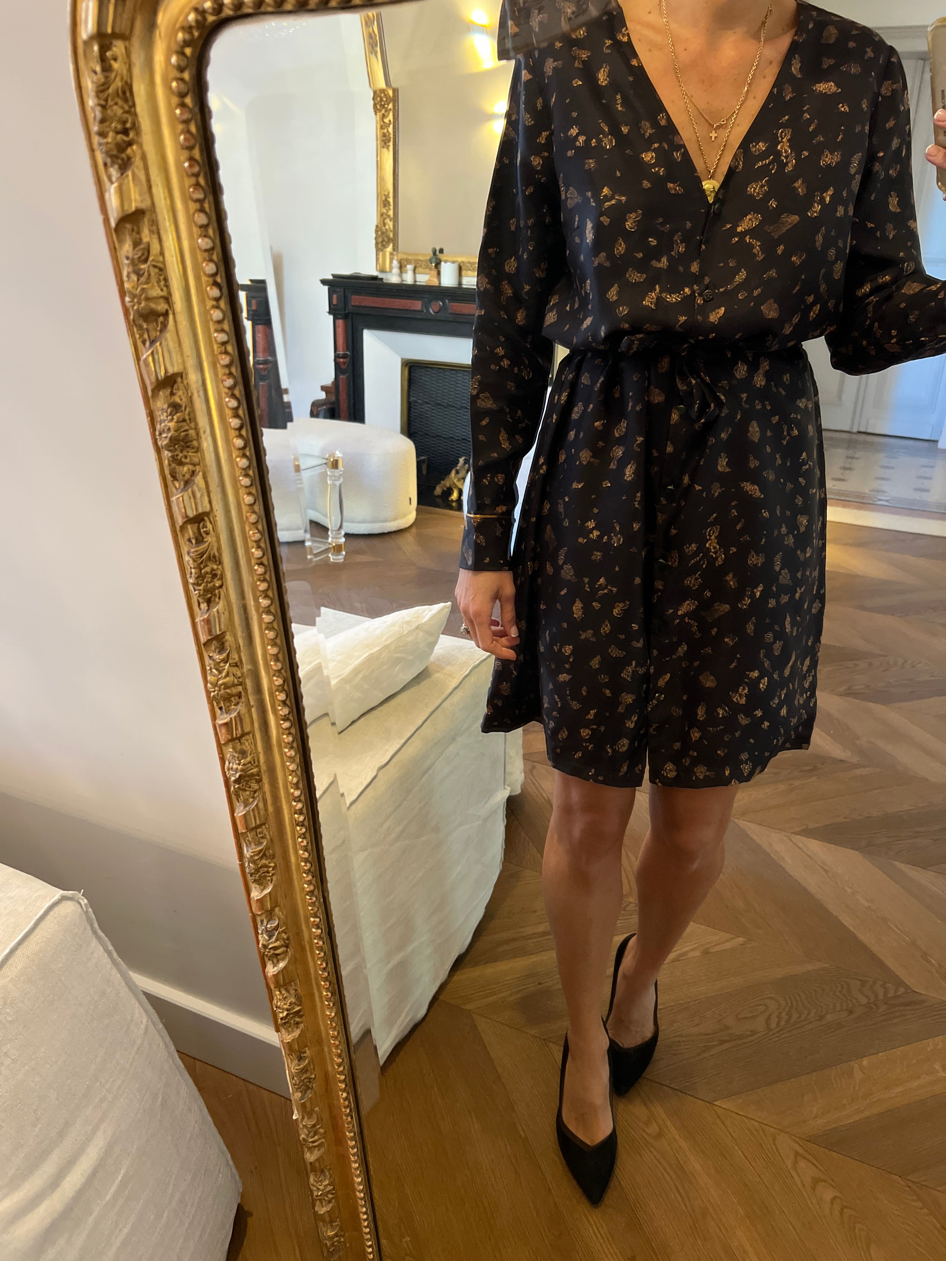 Soie Paris - Robe satinée en soie noire dorée
