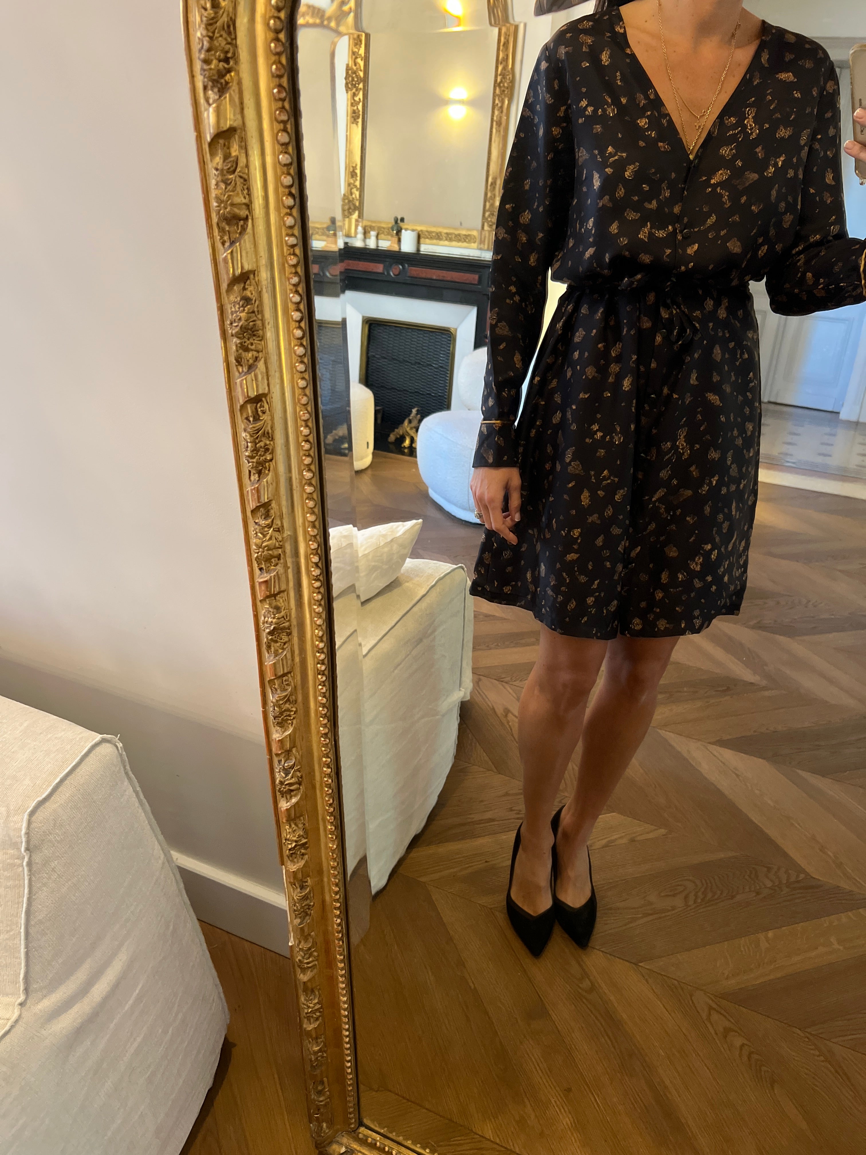 Soie Paris - Robe satinée en soie noire dorée