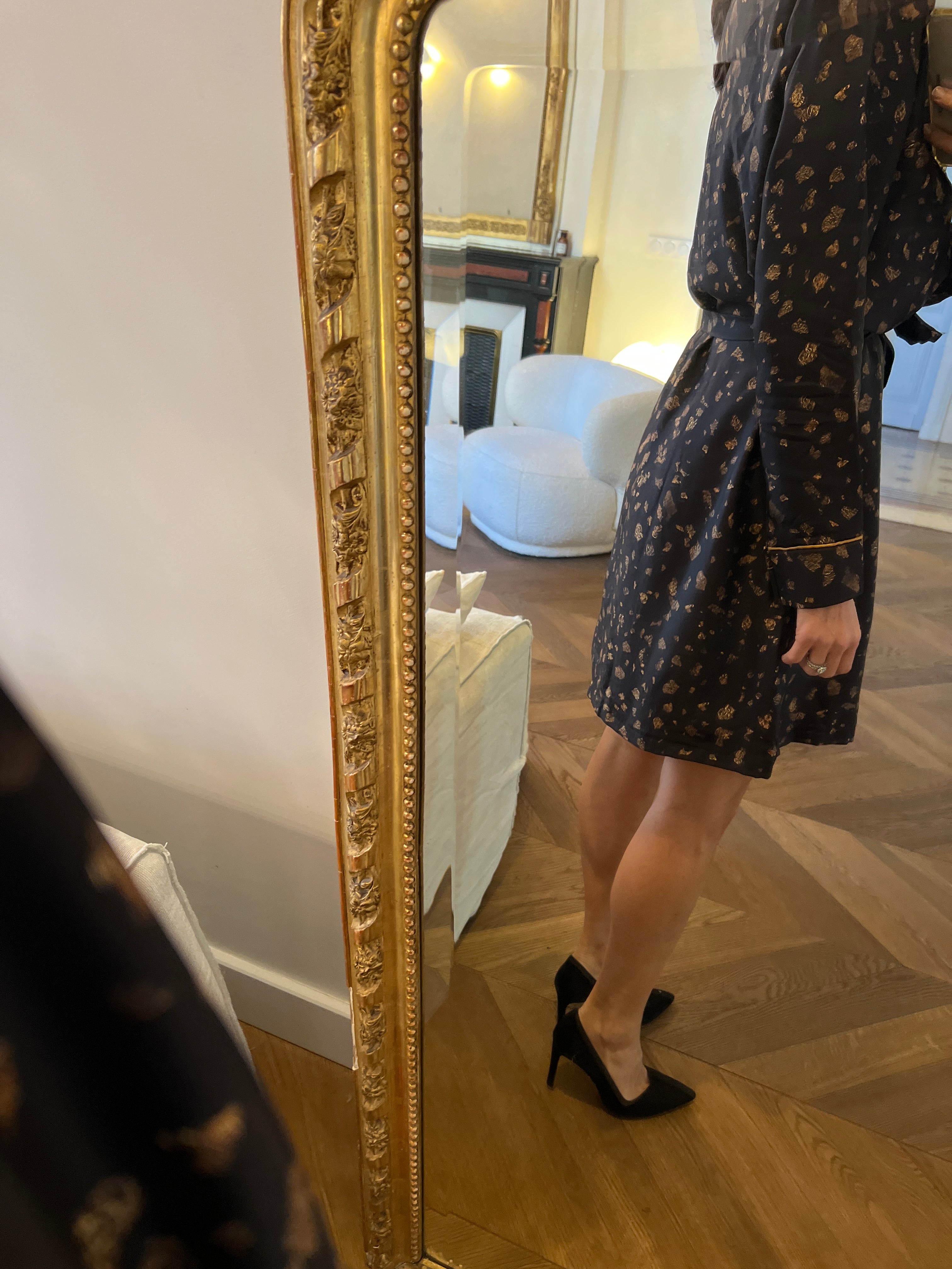 Soie Paris - Robe satinée en soie noire dorée
